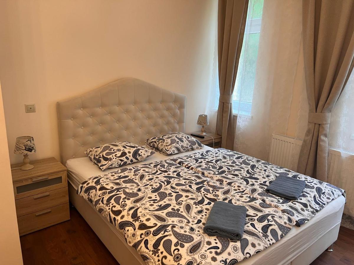 Jurincom Apartments Na Vyhlidce Karlsbad Buitenkant foto