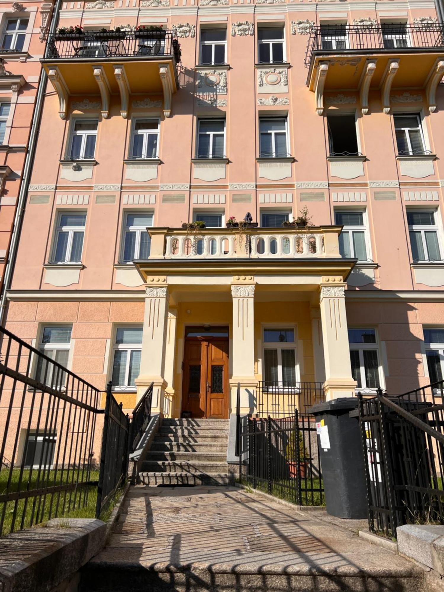 Jurincom Apartments Na Vyhlidce Karlsbad Buitenkant foto